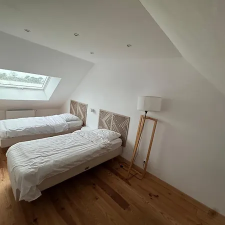 La Maison Des Souvenirs Precieux Vakantiehuis Surtainville